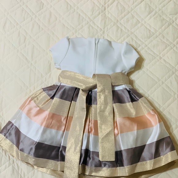 FORMAL BABY DRESS. SIZE 18M. BY BONNIE BABY. - Picture 9 of 16